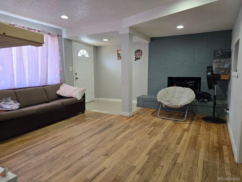 775 Geneva St, Aurora, CO 80010