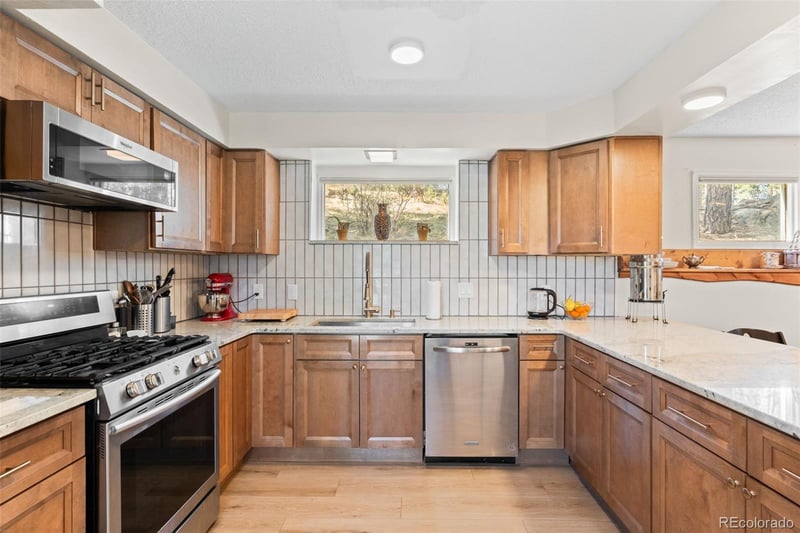 20 Long Ridge Dr, Bailey, CO 80421