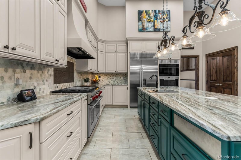 11066 Tomichi Dr, Franktown, CO 80116