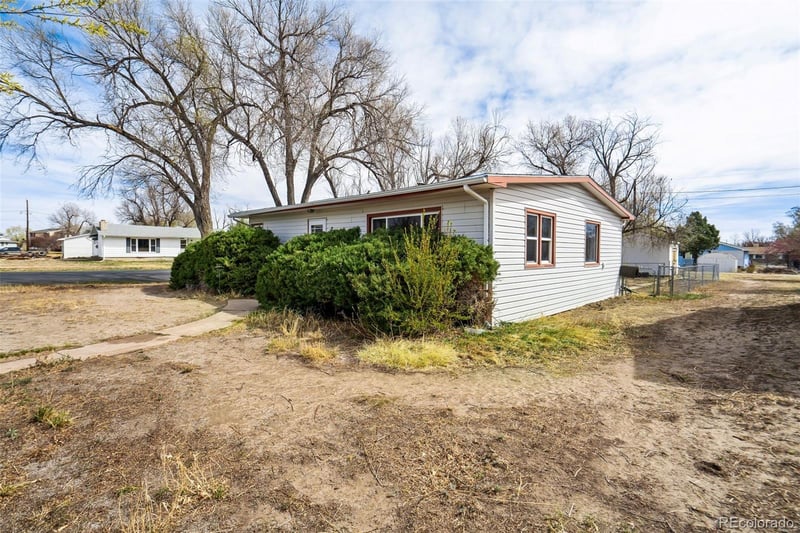 790 J Ave, Limon, CO 80828