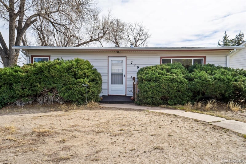 790 J Ave, Limon, CO 80828