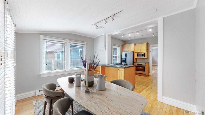 218 Emerson St, Denver, CO 80209