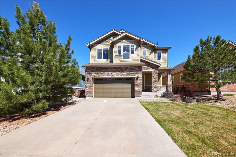 6918 Elk Ct, Aurora, CO 80016