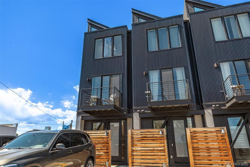 2588 Broadway , Denver, CO 80210