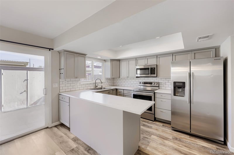 8745 Santa Fe Dr, Thornton, CO 80260