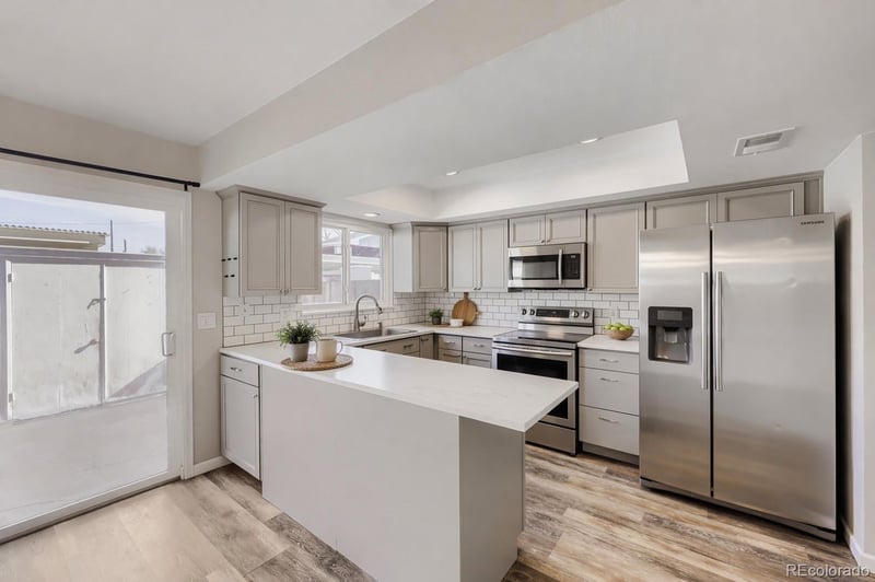 8745 Santa Fe Dr, Thornton, CO 80260