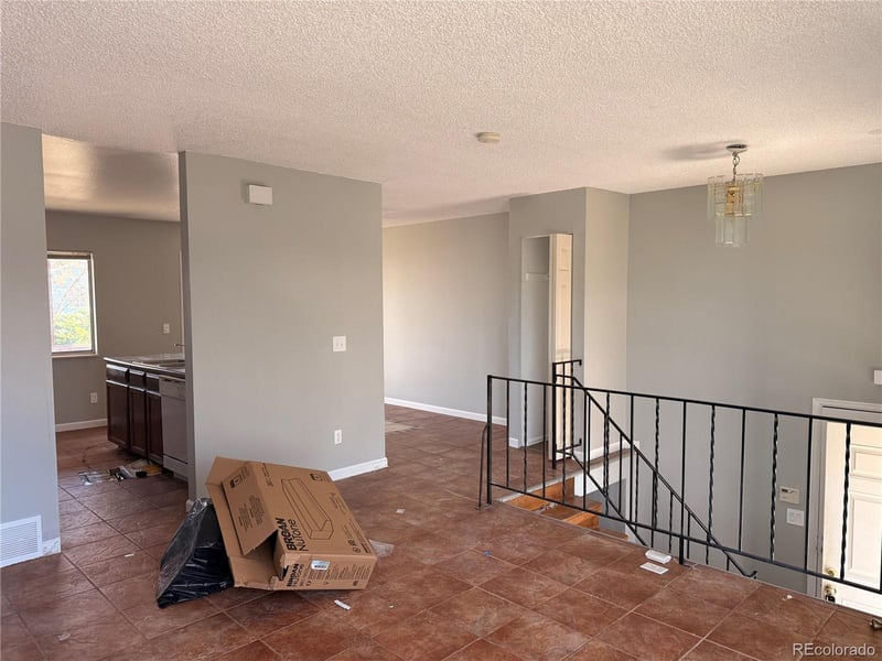 18035 Iowa Dr, Aurora, CO 80017