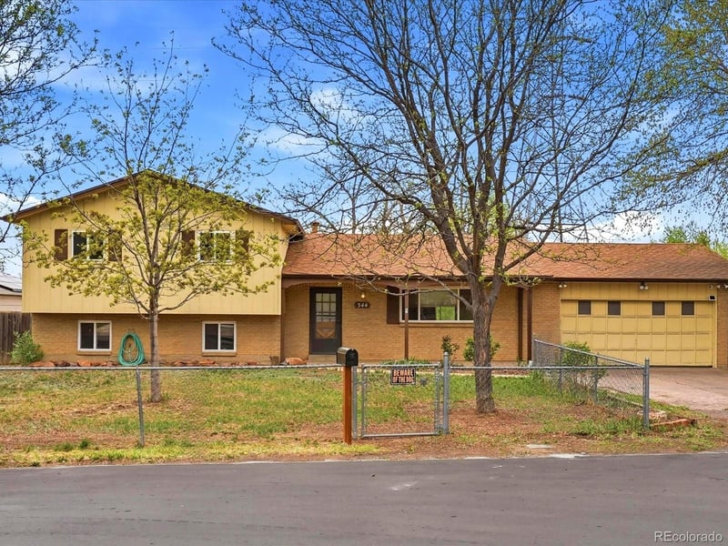 344 Gray St, Lakewood, CO 80226