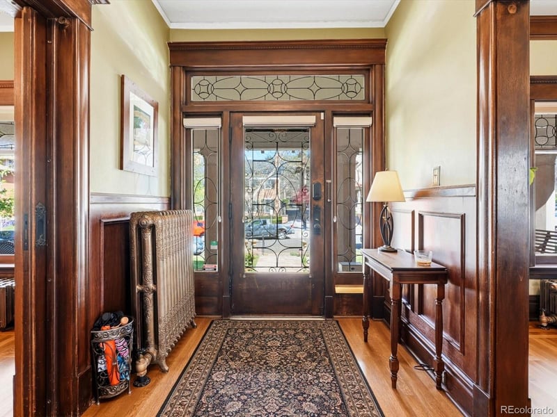 1121 Humboldt St, Denver, CO 80218