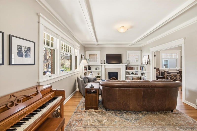 1735 Albion St, Denver, CO 80220