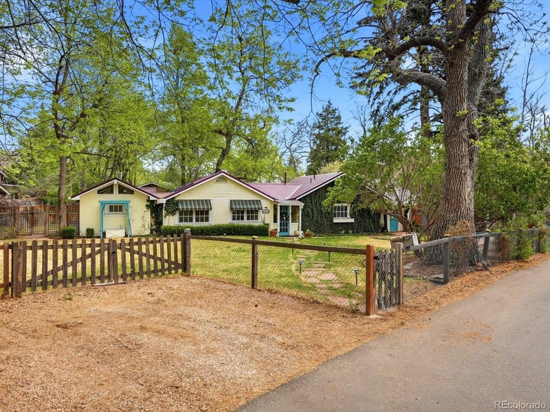 1602 Glen Bar Dr, Lakewood, CO 80215