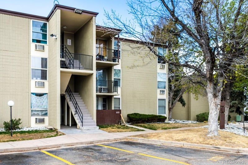 2281 Vaughn Way #118A, Aurora, CO 80014