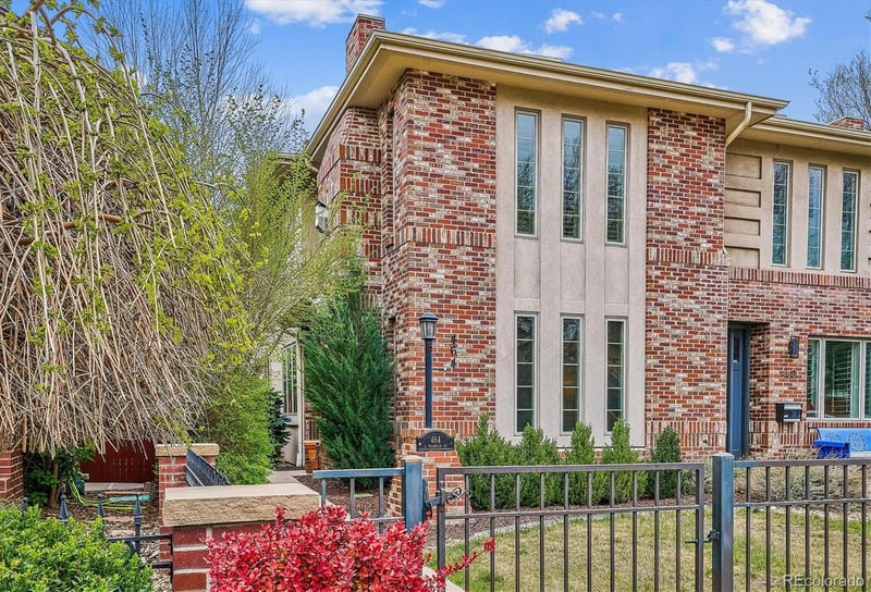 464 Franklin St, Denver, CO 80209