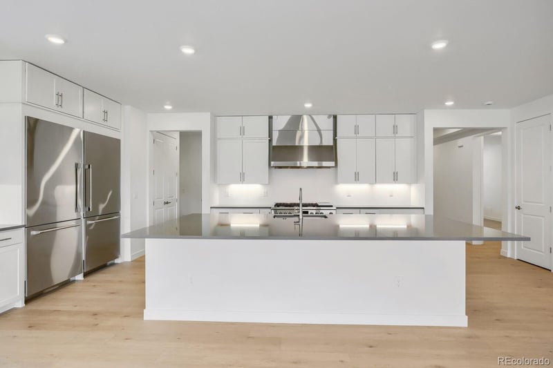 15492 Dequesne Ave, Morrison, CO 80465