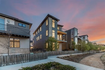 6034 Nepal St, Aurora, CO 80019