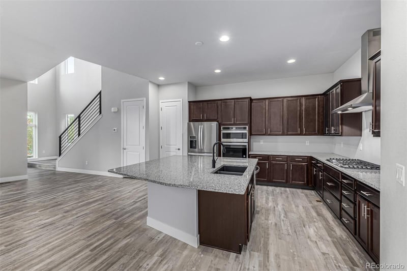 6034 Nepal St, Aurora, CO 80019