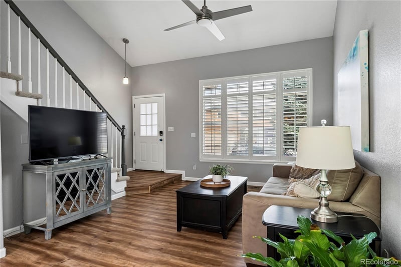 1212 Savannah Sparrow Dr, Highlands Ranch, CO 80129