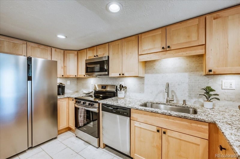 4200 Lodge Pole Cir #G4, Silverthorne, CO 80498