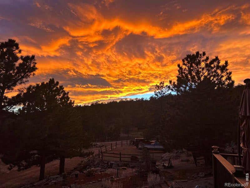 15757 Mossrock Ct, Longmont, CO 80503