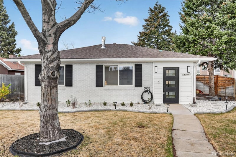 2201 Dexter St, Denver, CO 80222