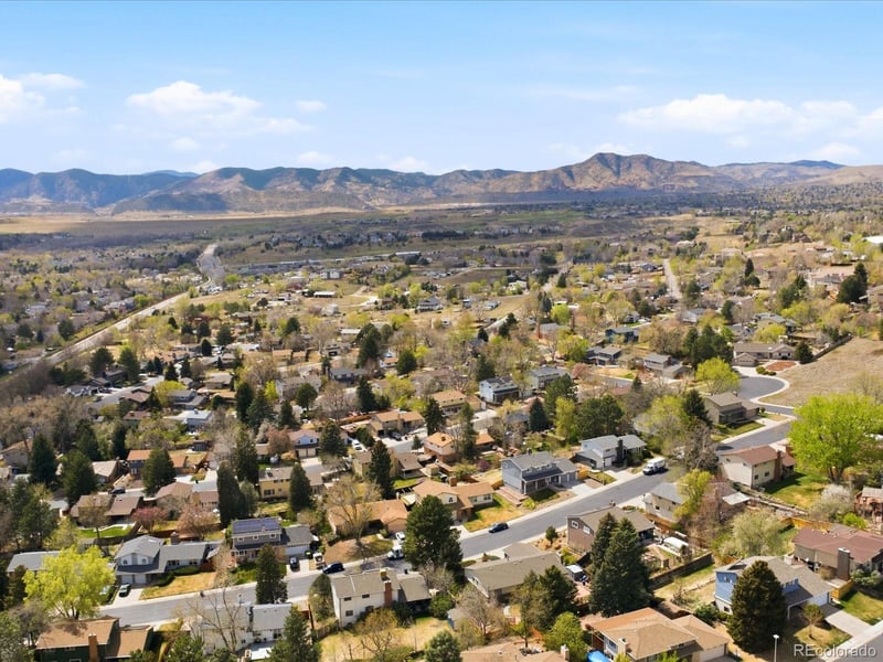 2372 Holland St, Lakewood, CO 80227