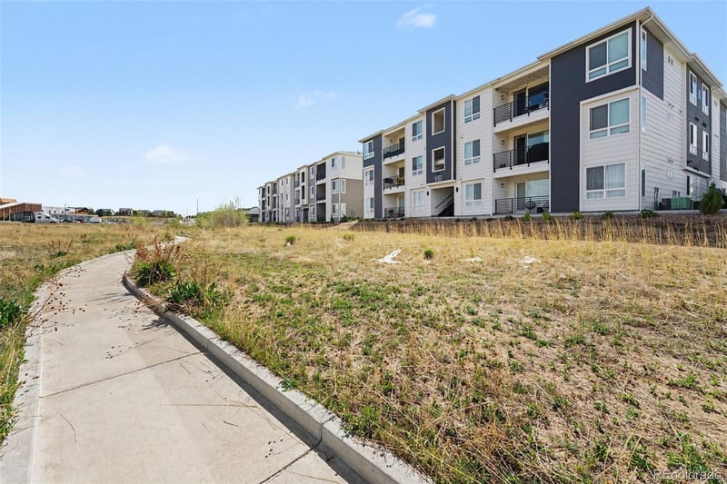 6153 Ceylon St, Denver, CO 80249