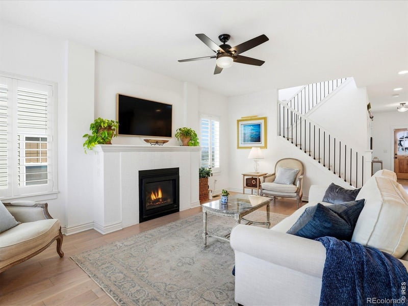 1816 Great Western Dr, Longmont, CO 80501