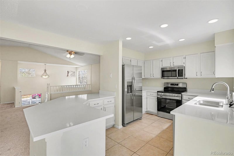 19366 Amherst Dr, Aurora, CO 80013