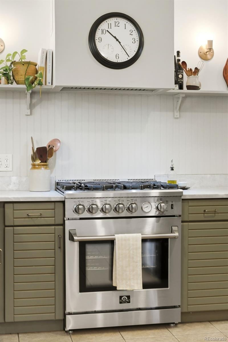 8935 4th Ave, Lakewood, CO 80226