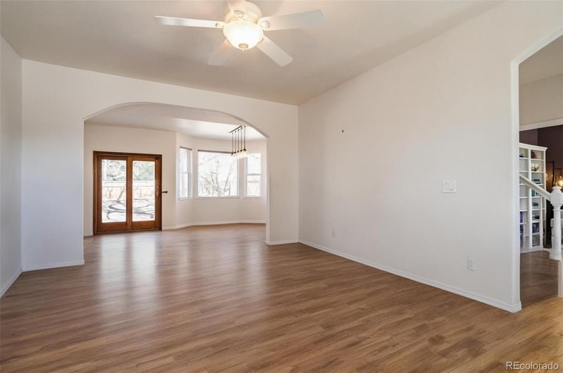 2250 Eagleview Cir, Longmont, CO 80504