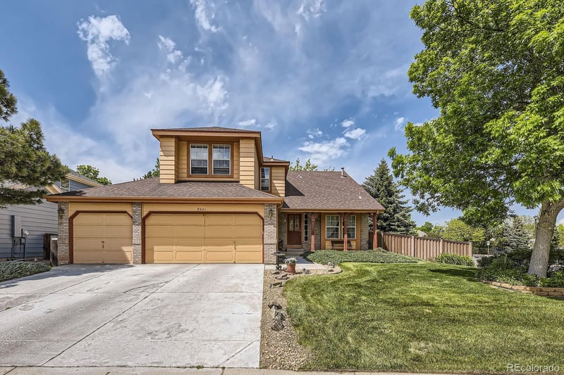 9001 Chatfield Dr, Littleton, CO 80128
