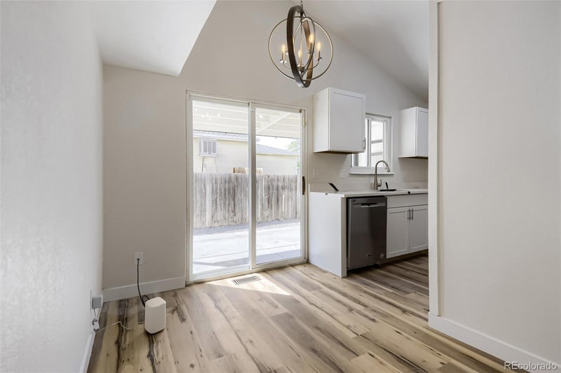 17464 Temple Dr, Aurora, CO 80015