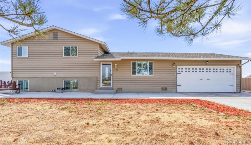 468 E Keen Ave, Byers, CO 80103