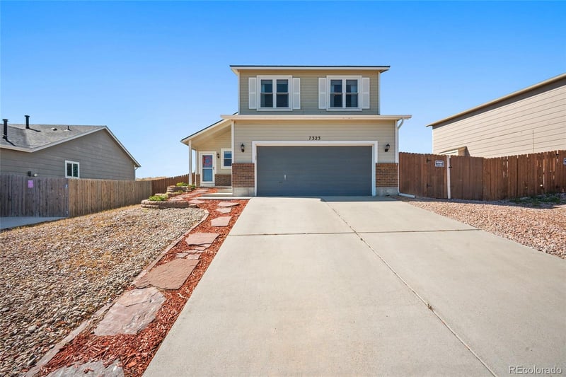 7323 Willowdale Dr, Fountain, CO 80817