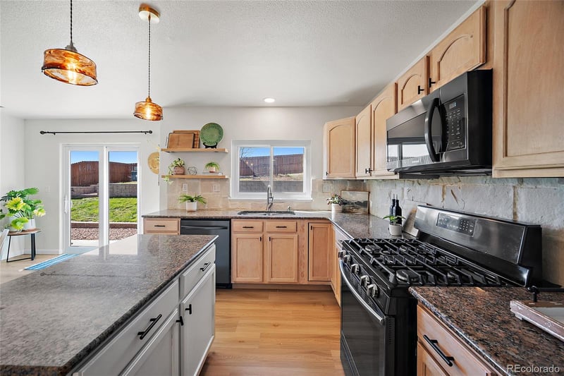 7323 Willowdale Dr, Fountain, CO 80817