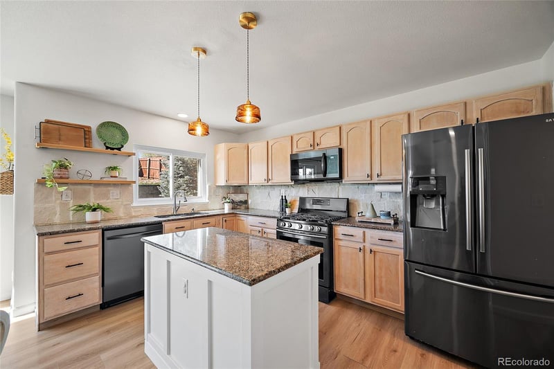 7323 Willowdale Dr, Fountain, CO 80817