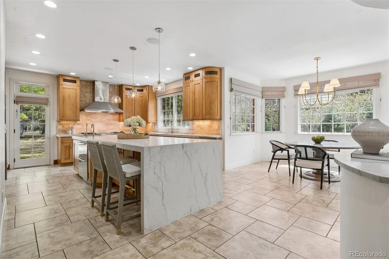 2 Foxtail Cir, Cherry Hills Village, CO 80113