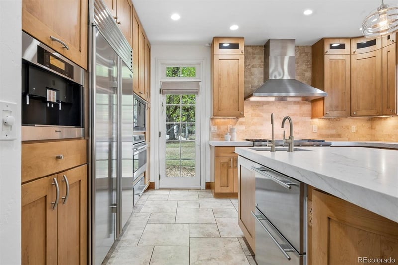 2 Foxtail Cir, Cherry Hills Village, CO 80113