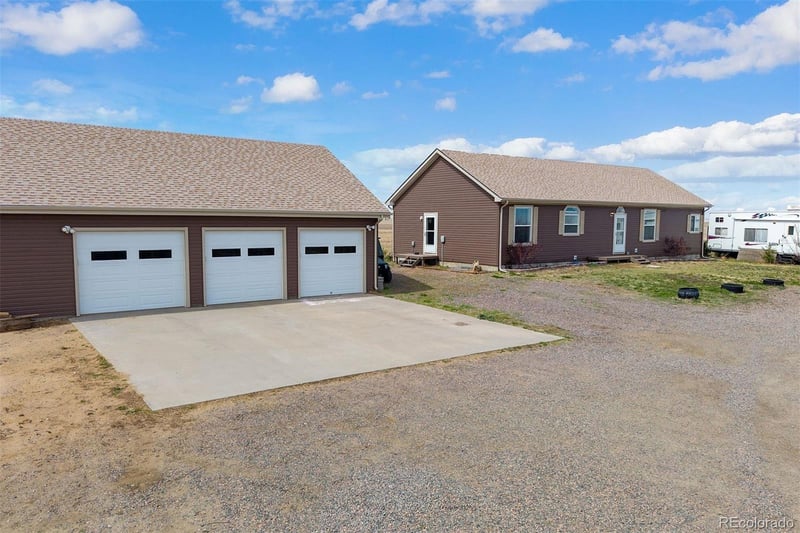 69255 County Road 34, Byers, CO 80103