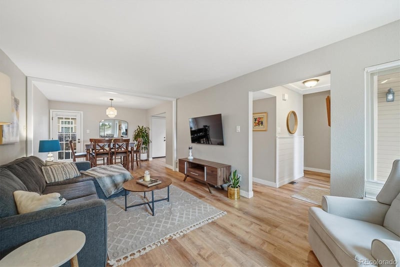 1807 S Deframe St, Lakewood, CO 80228