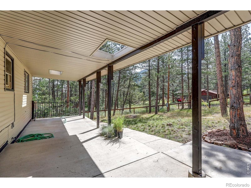 166 Cherokee Rd, Lyons, CO 80540