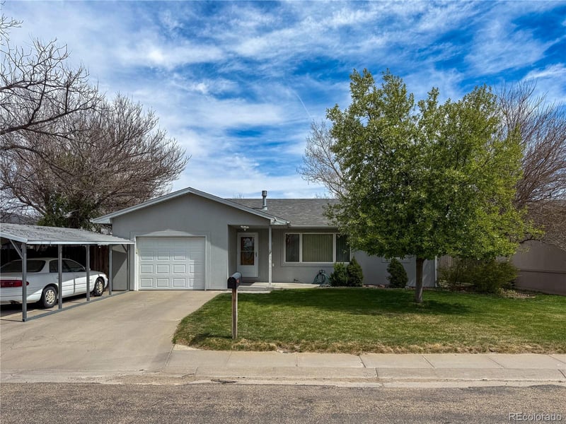 270 Sycamore St, Burlington, CO 80807
