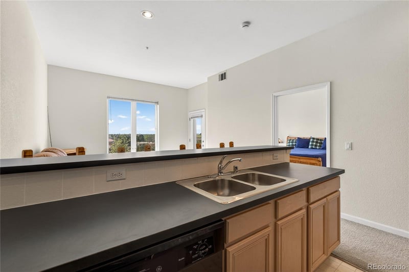 15475 Andrews Dr #406, Denver, CO 80239