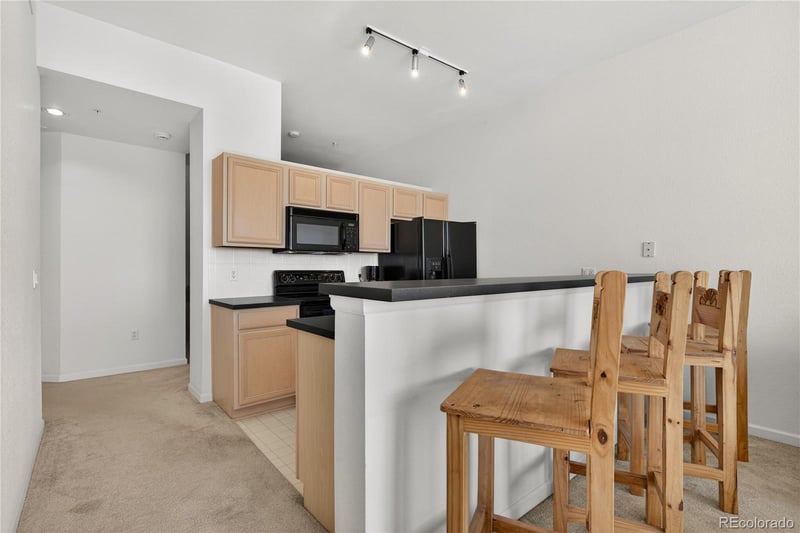 15475 Andrews Dr #406, Denver, CO 80239