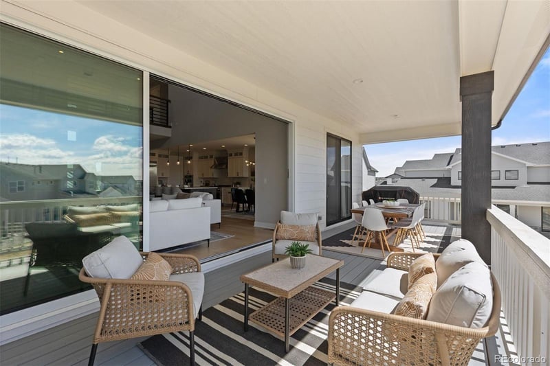 5932 Los Olivas Point, Parker, CO 80134