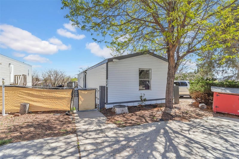 4210 100 Th Ave, Thornton, CO 80229