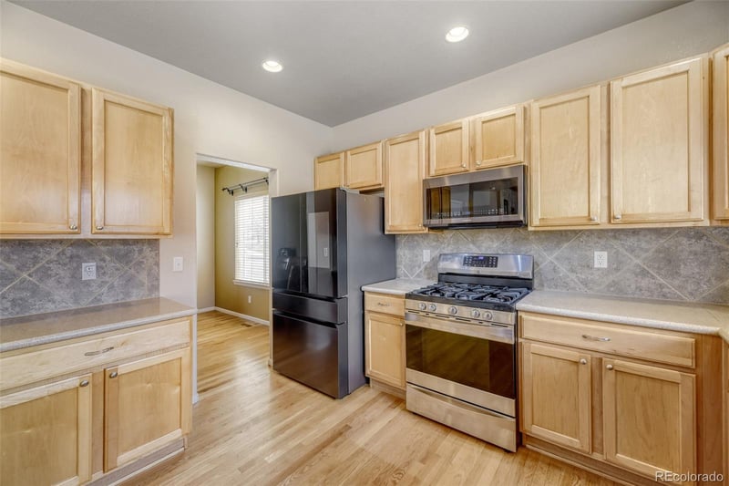 10093 Eagle Valley Way, Highlands Ranch, CO 80129