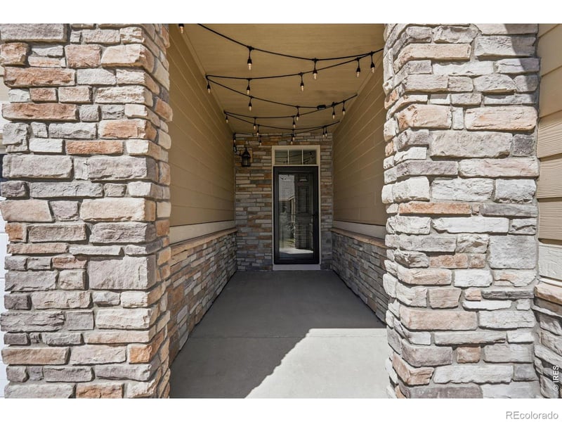 21251 Smoky Hill Rd, Centennial, CO 80015