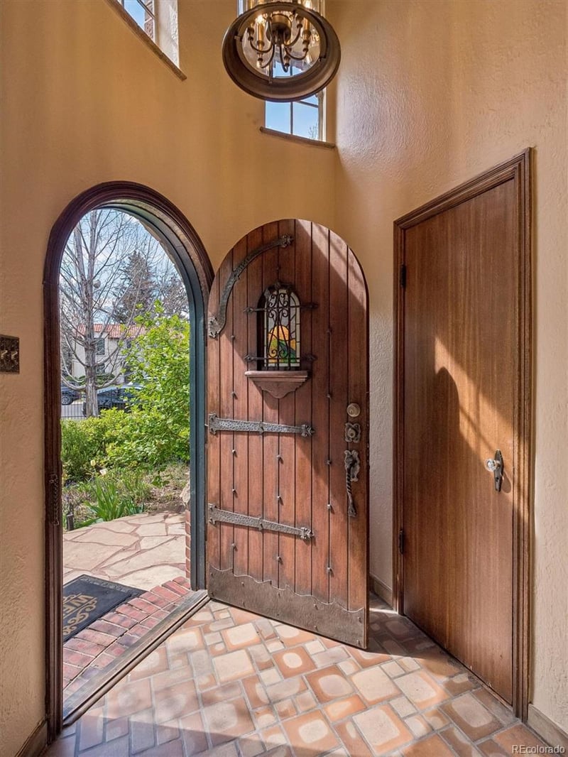 2300 Leyden St, Denver, CO 80207