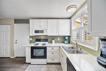 8471 Wild Alfalfa Pl, Parker, CO 80134